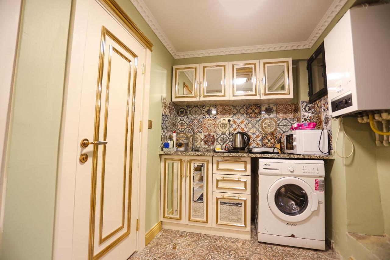 Whitemoon Hotel Suites Taksim Istanbul Bagian luar foto