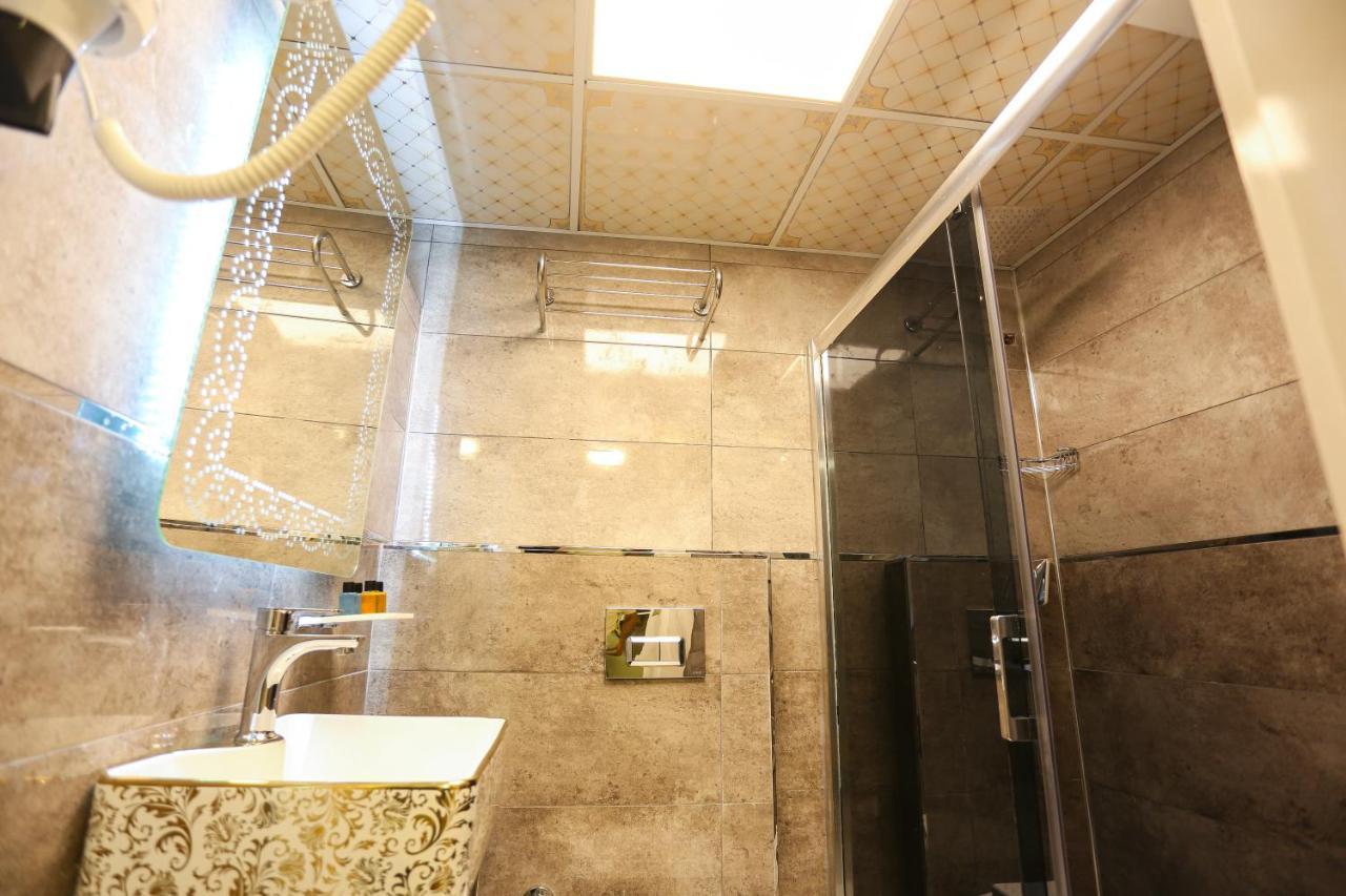 Whitemoon Hotel Suites Taksim Istanbul Bagian luar foto
