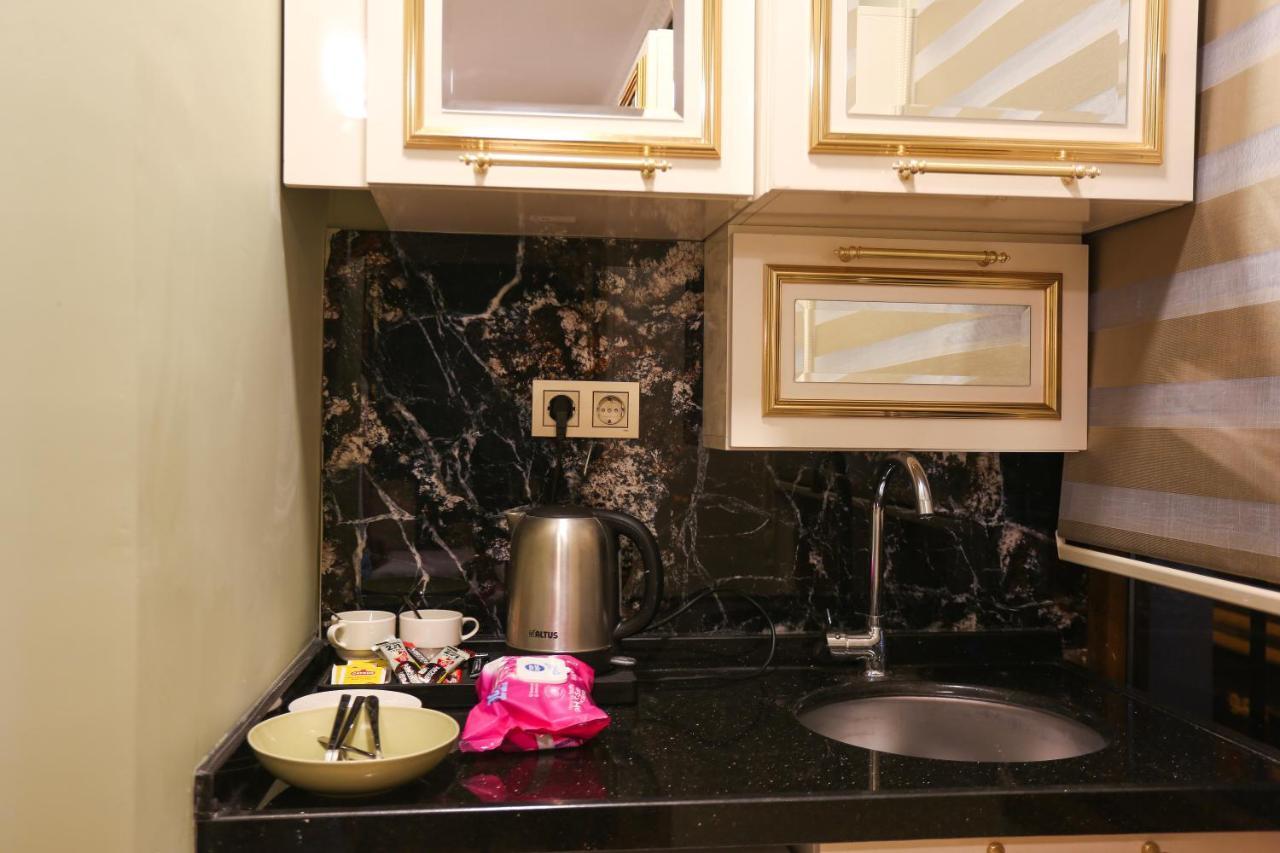 Whitemoon Hotel Suites Taksim Istanbul Bagian luar foto